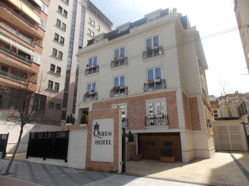 Hotel Queen Selitë e Vogël