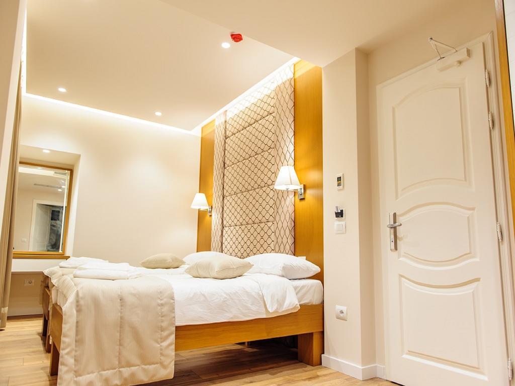 Hotel Queen 4*